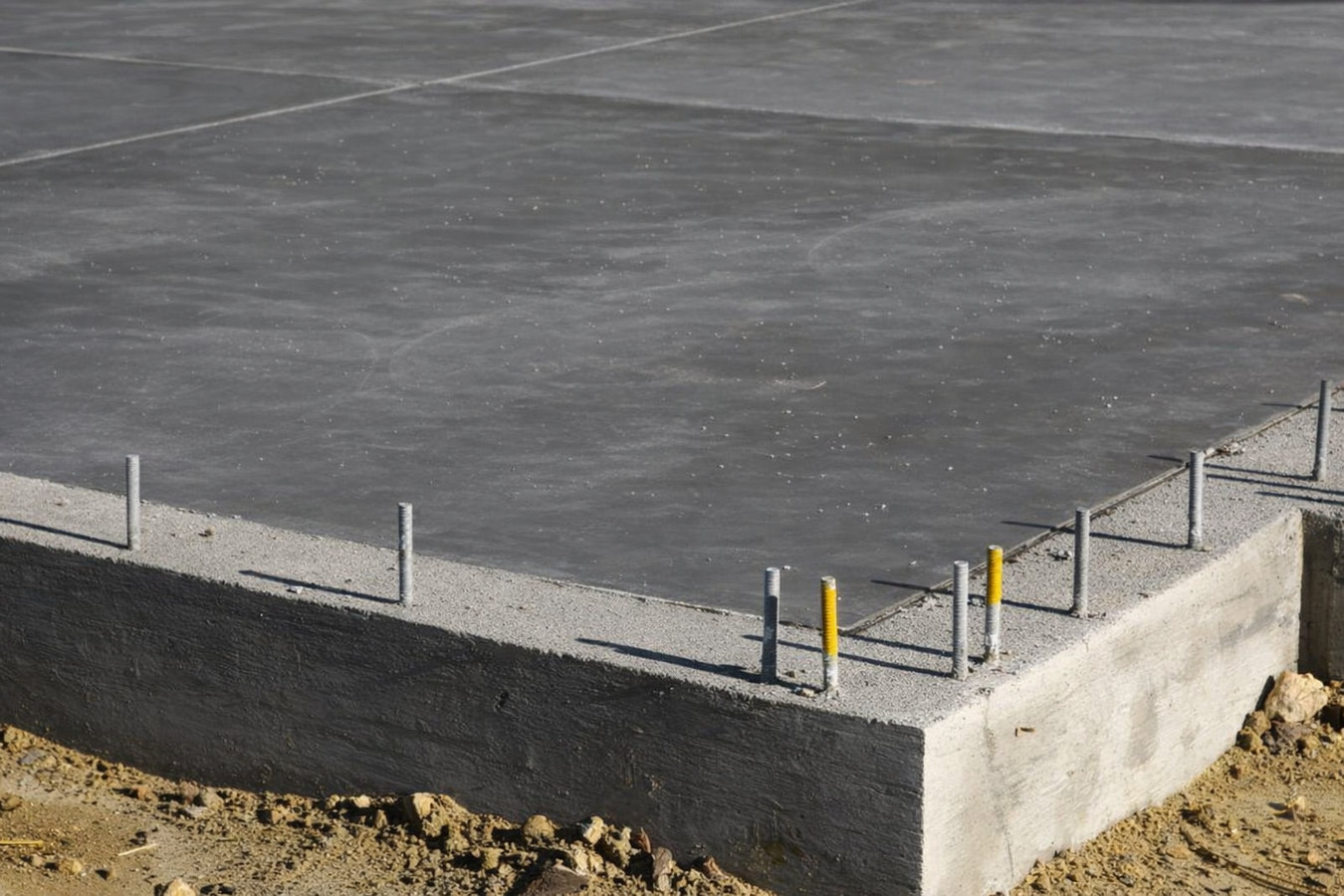 Slab foundation building